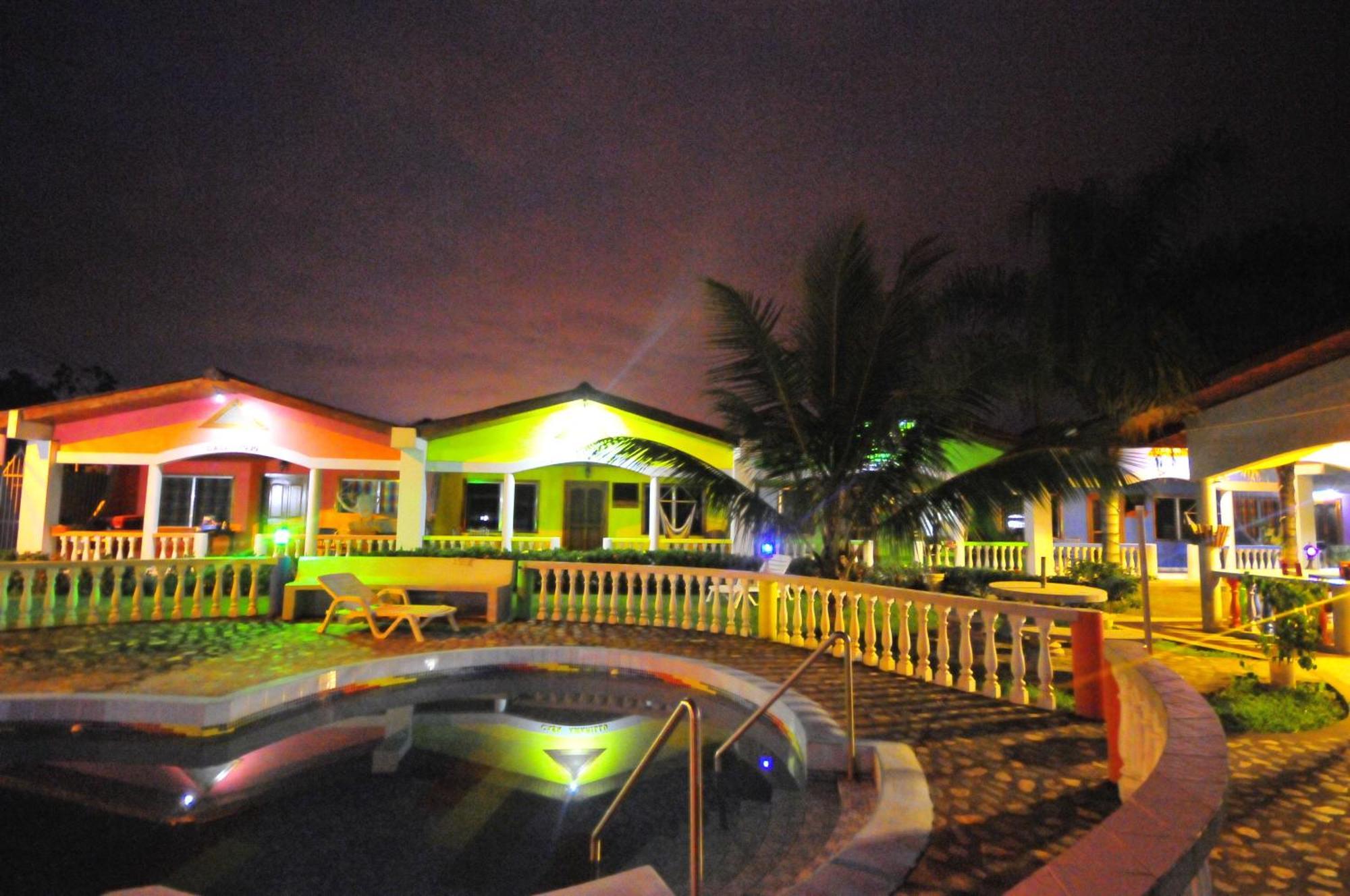 Rainbow Village ลาเซย์บา ภายนอก รูปภาพ